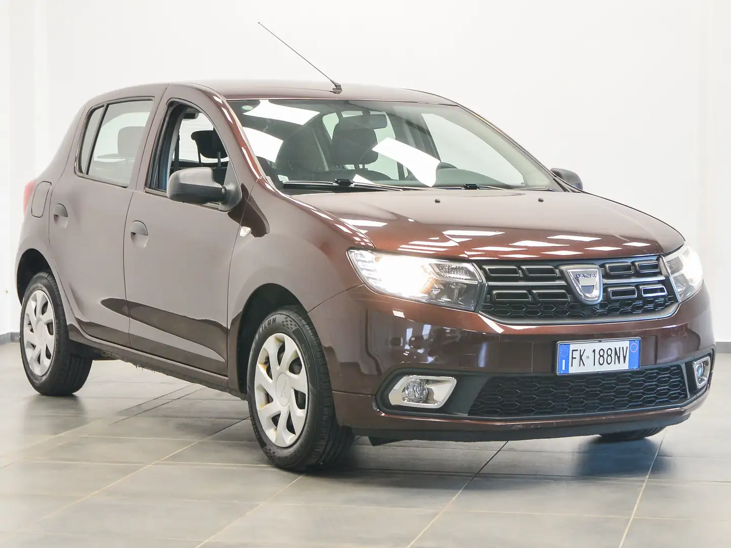 Dacia Sandero Sandero 1.0 sce Laureate 73cv Marrone - 2