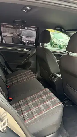 Volkswagen Golf GTI 2.0 TSI Performance DSG7 180kW