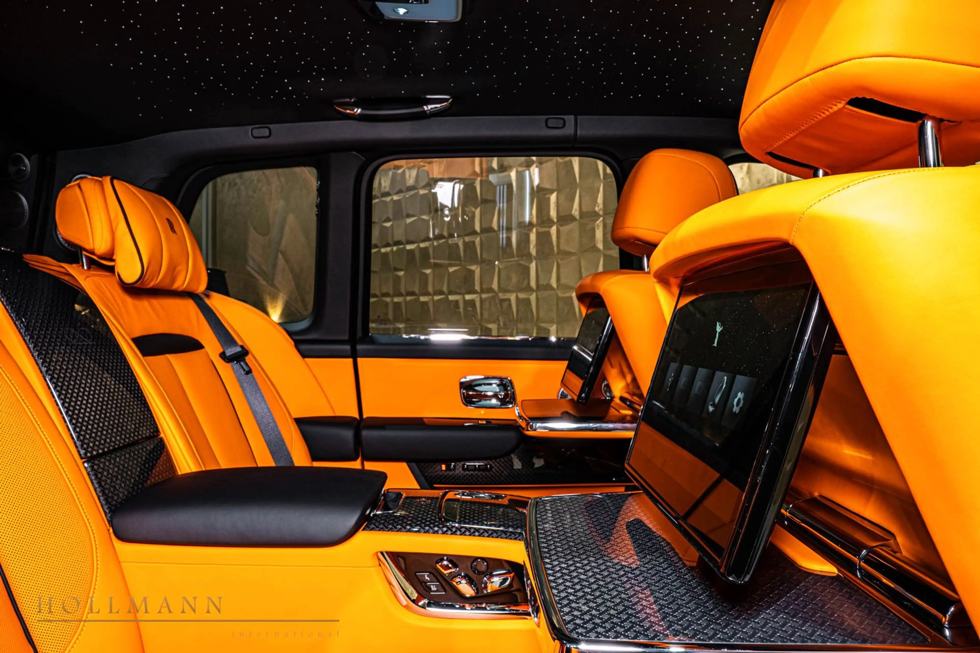 Rolls-Royce Cullinan SERIES II+BLACK BADGE+4 SEATS+ MY2027 — photo 13