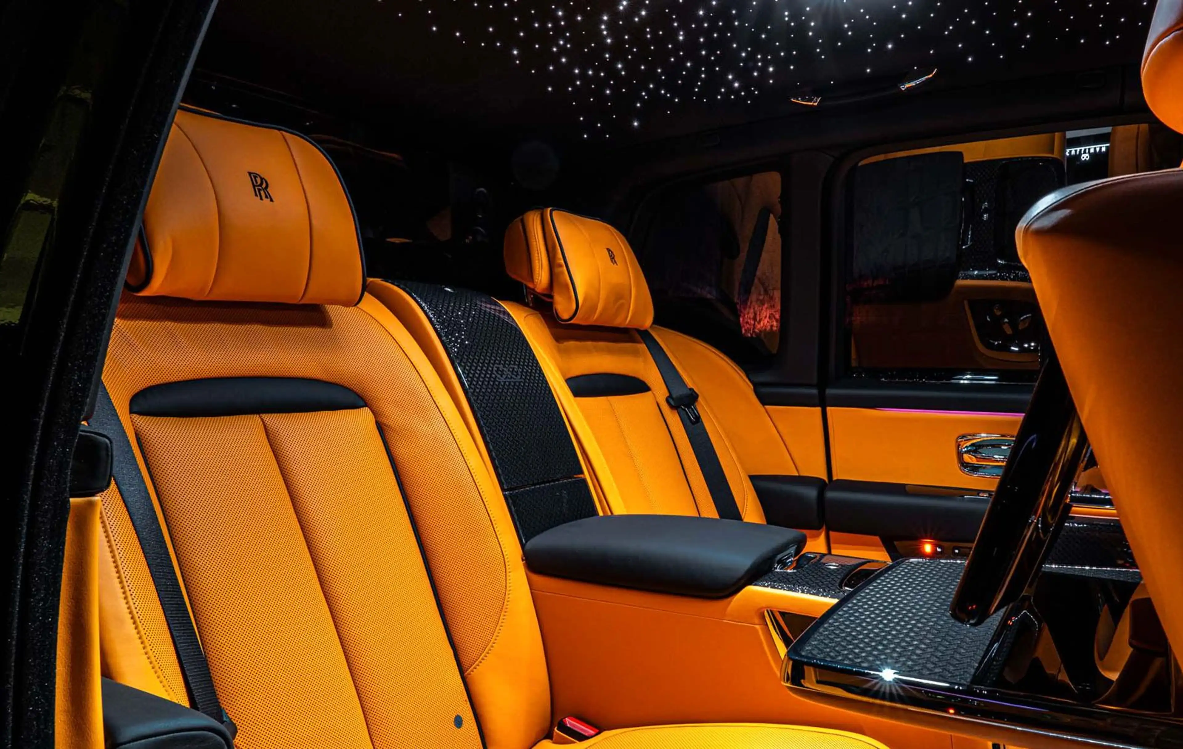Rolls-Royce Cullinan SERIES II+BLACK BADGE+4 SEATS+ MY2027 — photo 12
