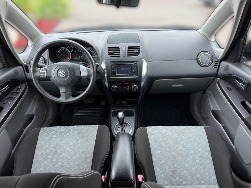 Suzuki SX4 1.6 Comfort Sitzheizung Klimaaut. PDC Navi — photo 12