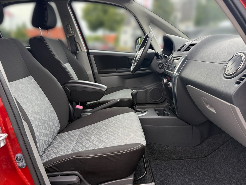 Suzuki SX4 1.6 Comfort Sitzheizung Klimaaut. PDC Navi — photo 15