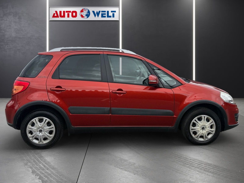 Suzuki SX4 1.6 Comfort Sitzheizung Klimaaut. PDC Navi — photo 3