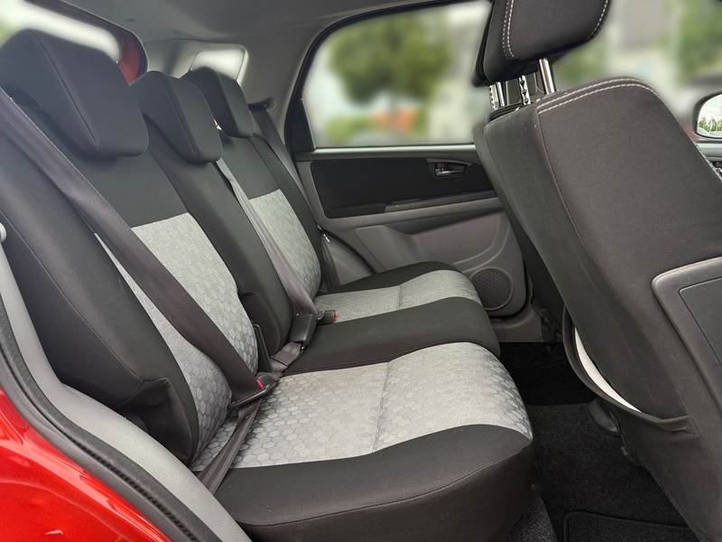 Suzuki SX4 1.6 Comfort Sitzheizung Klimaaut. PDC Navi — photo 13