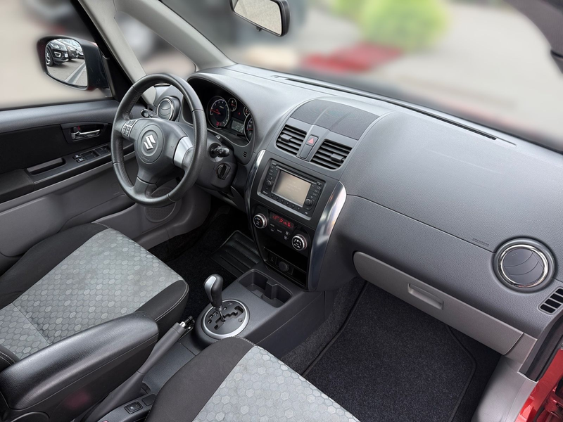 Suzuki SX4 1.6 Comfort Sitzheizung Klimaaut. PDC Navi — photo 14