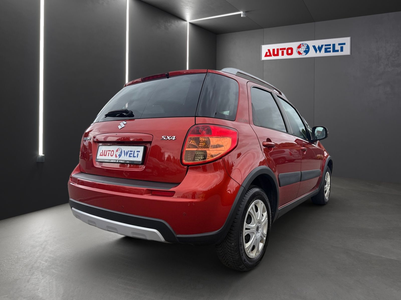 Suzuki SX4 1.6 Comfort Sitzheizung Klimaaut. PDC Navi — photo 4