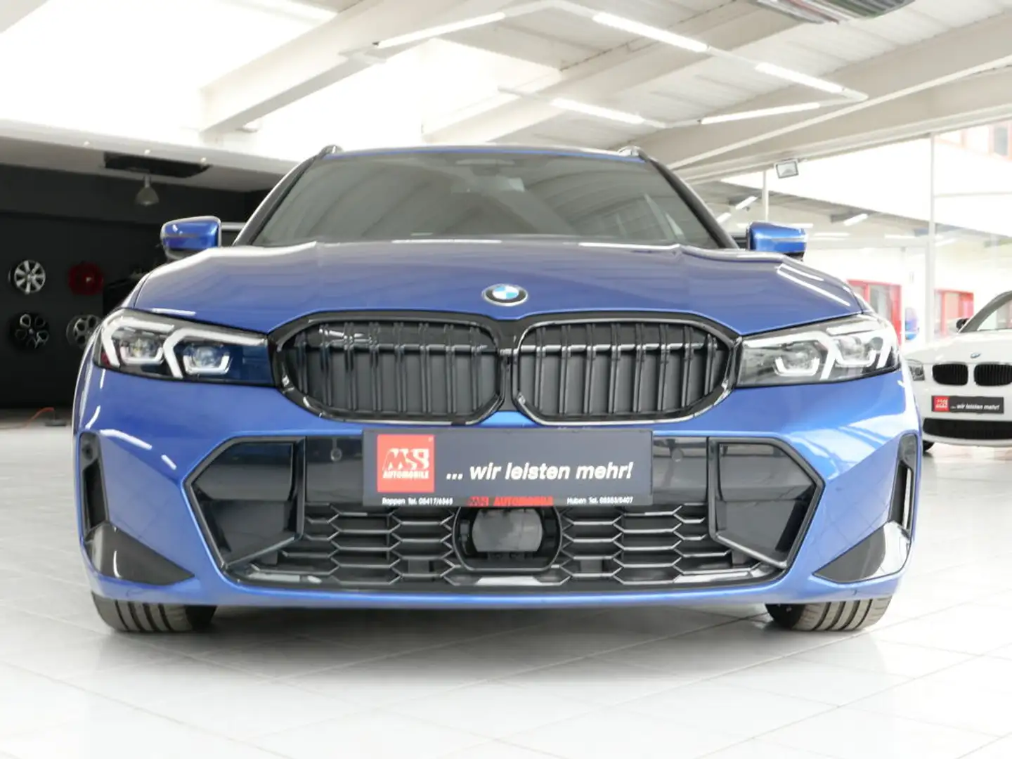 BMW 320 d xDrive M Sport*ISOFIX*RFK*LED Blau - 2