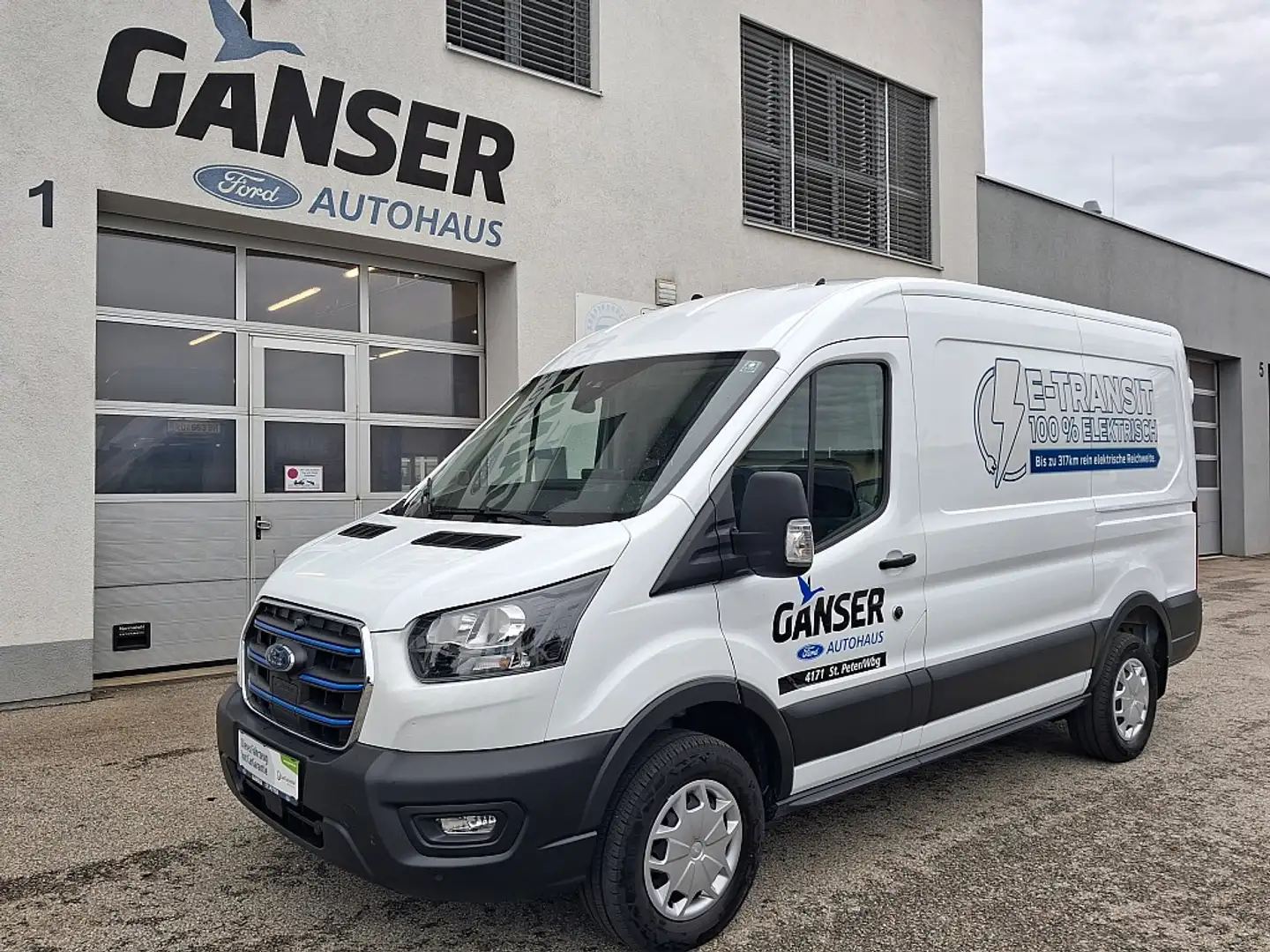 Ford E-Transit Kasten 67kWh/198kW L2H2 350 Trend Weiß - 1