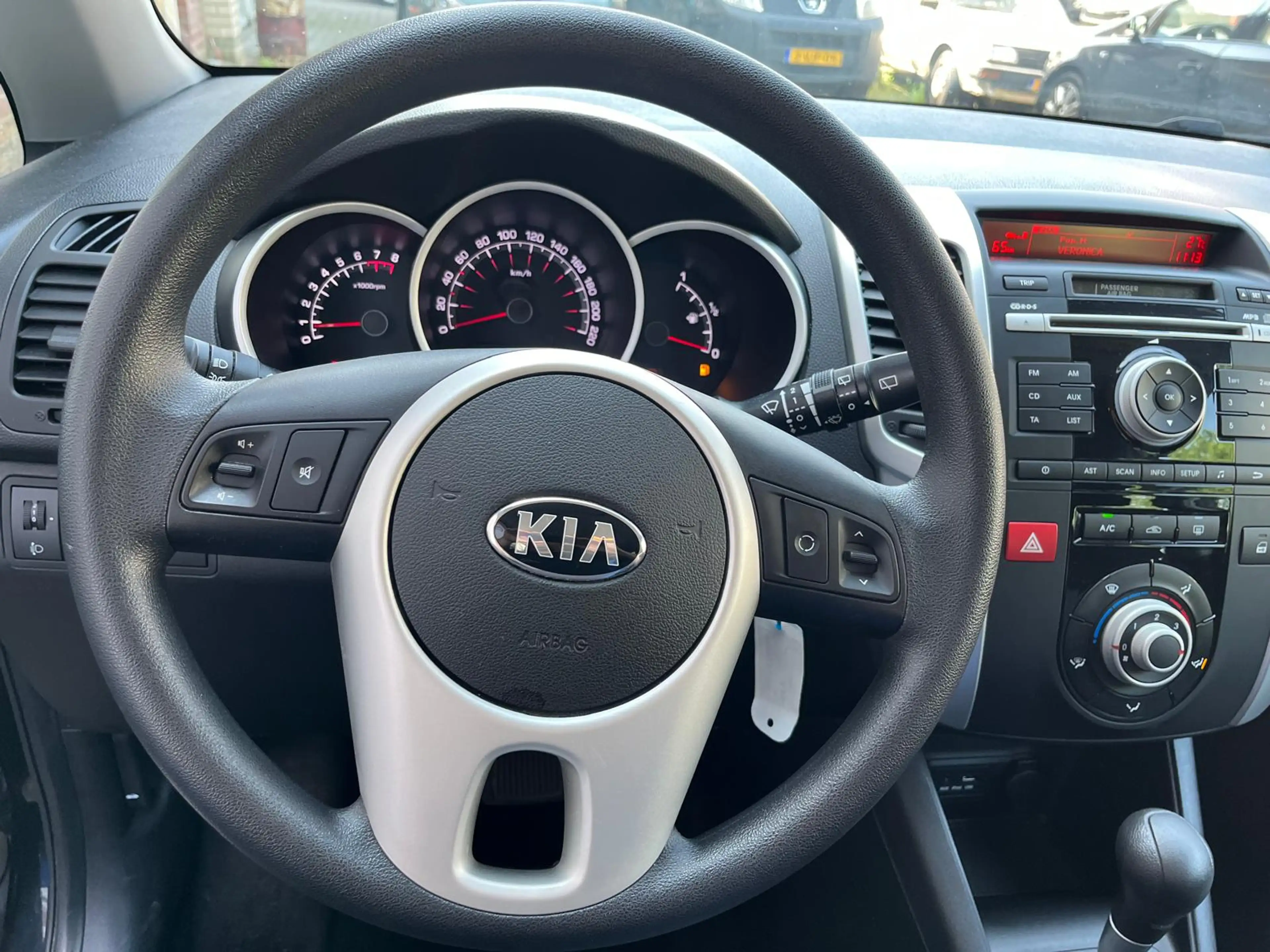 Kia Venga 1.6 CVVT First Edition Dealer oh/Automaat/Airco/Ga — photo 14