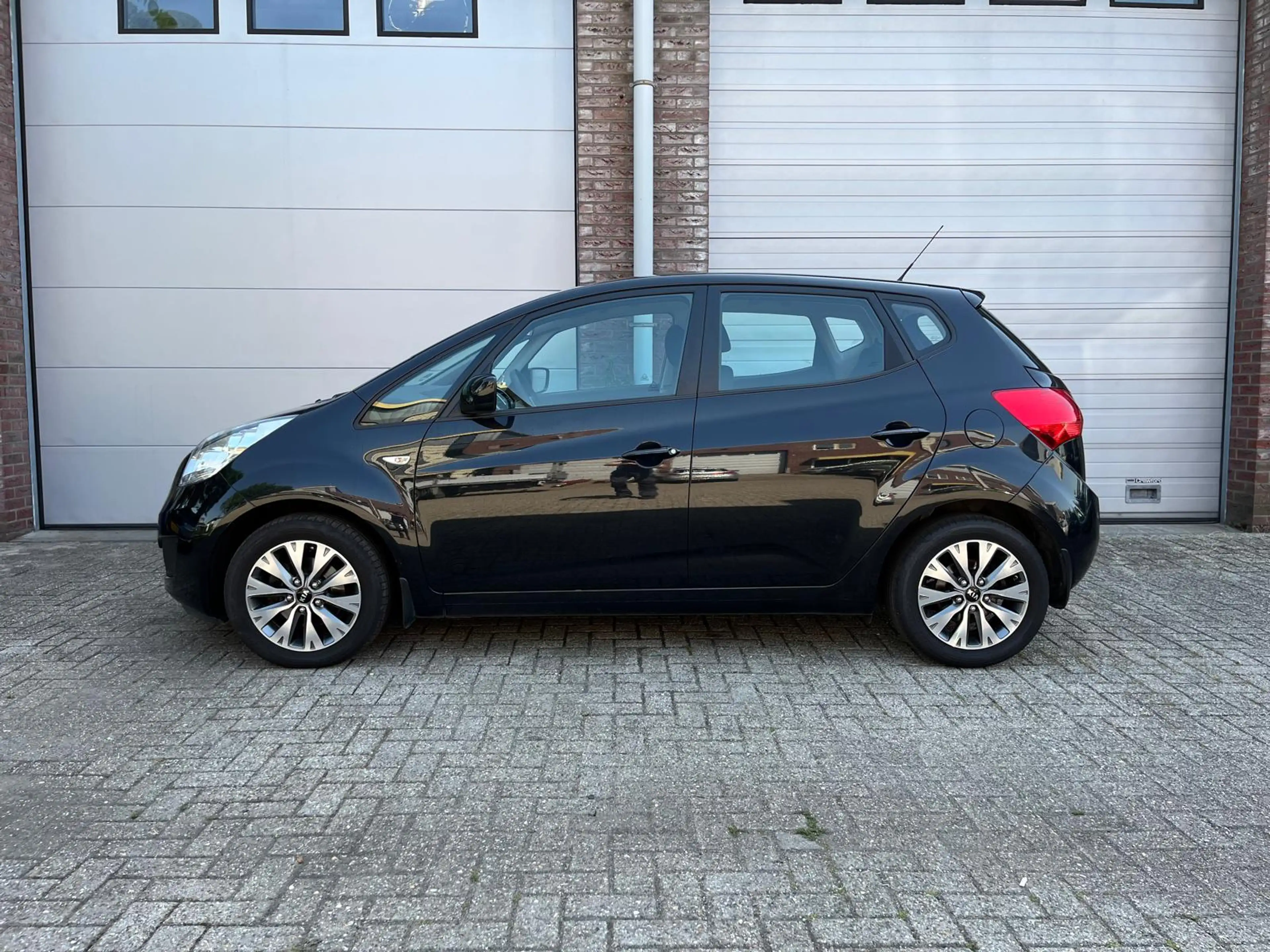 Kia Venga 1.6 CVVT First Edition Dealer oh/Automaat/Airco/Ga — photo 2