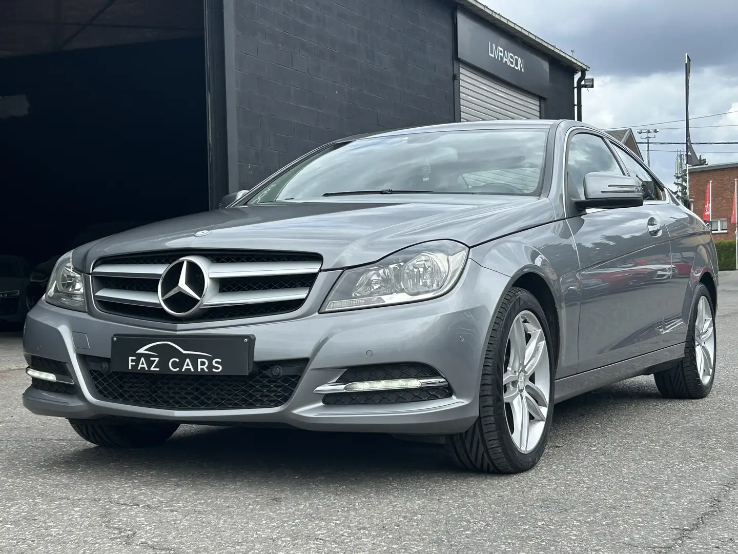 Mercedes-Benz C 220 CDI BE Coupé * CUIR + B.AUTO + CLIM + GARANTIE* Grijs - 1