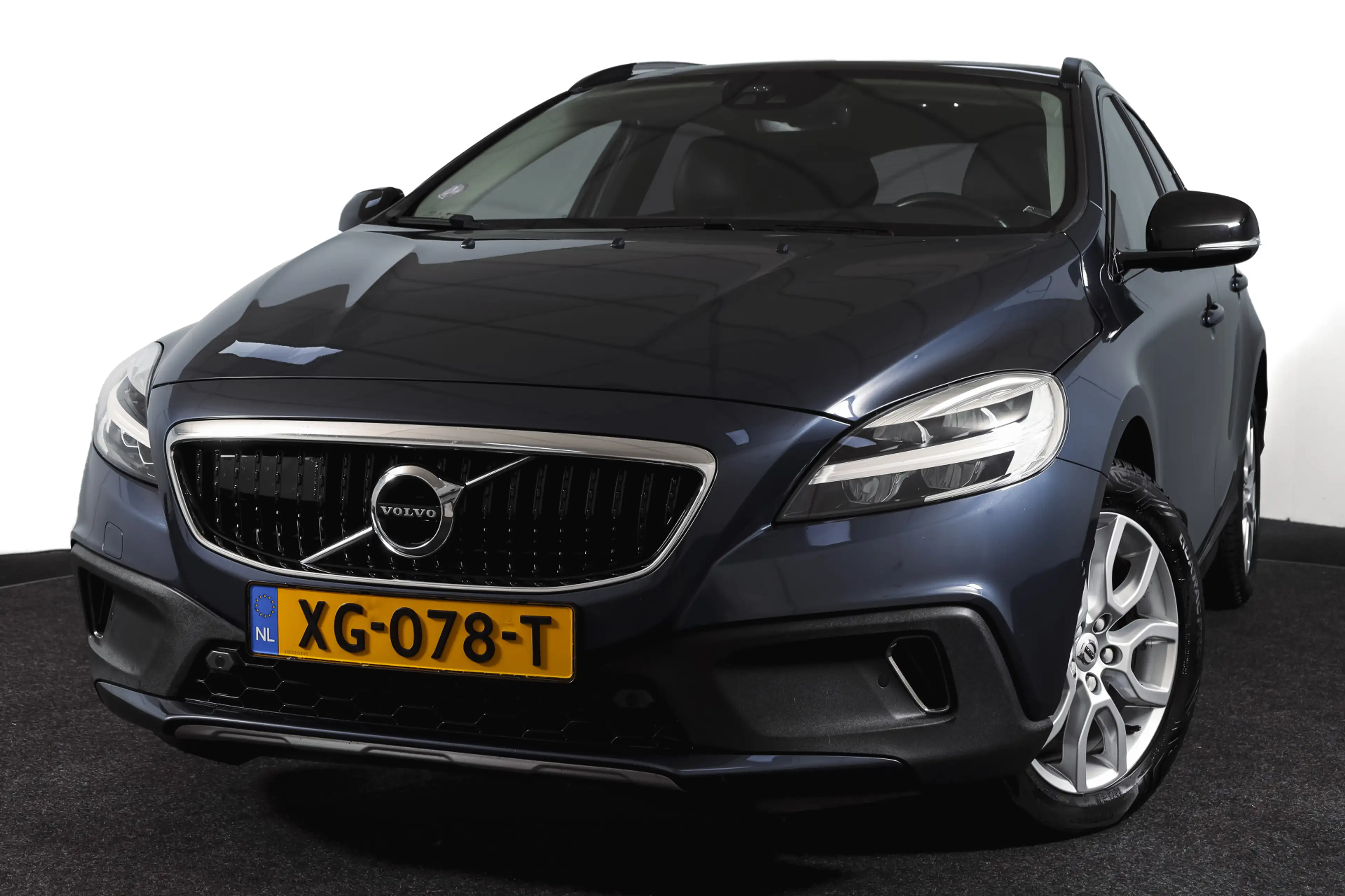 Volvo V40 Cross Country 1.5 T3 150 PK Polar+ Luxury - Automaat Orig. NL | — photo 13