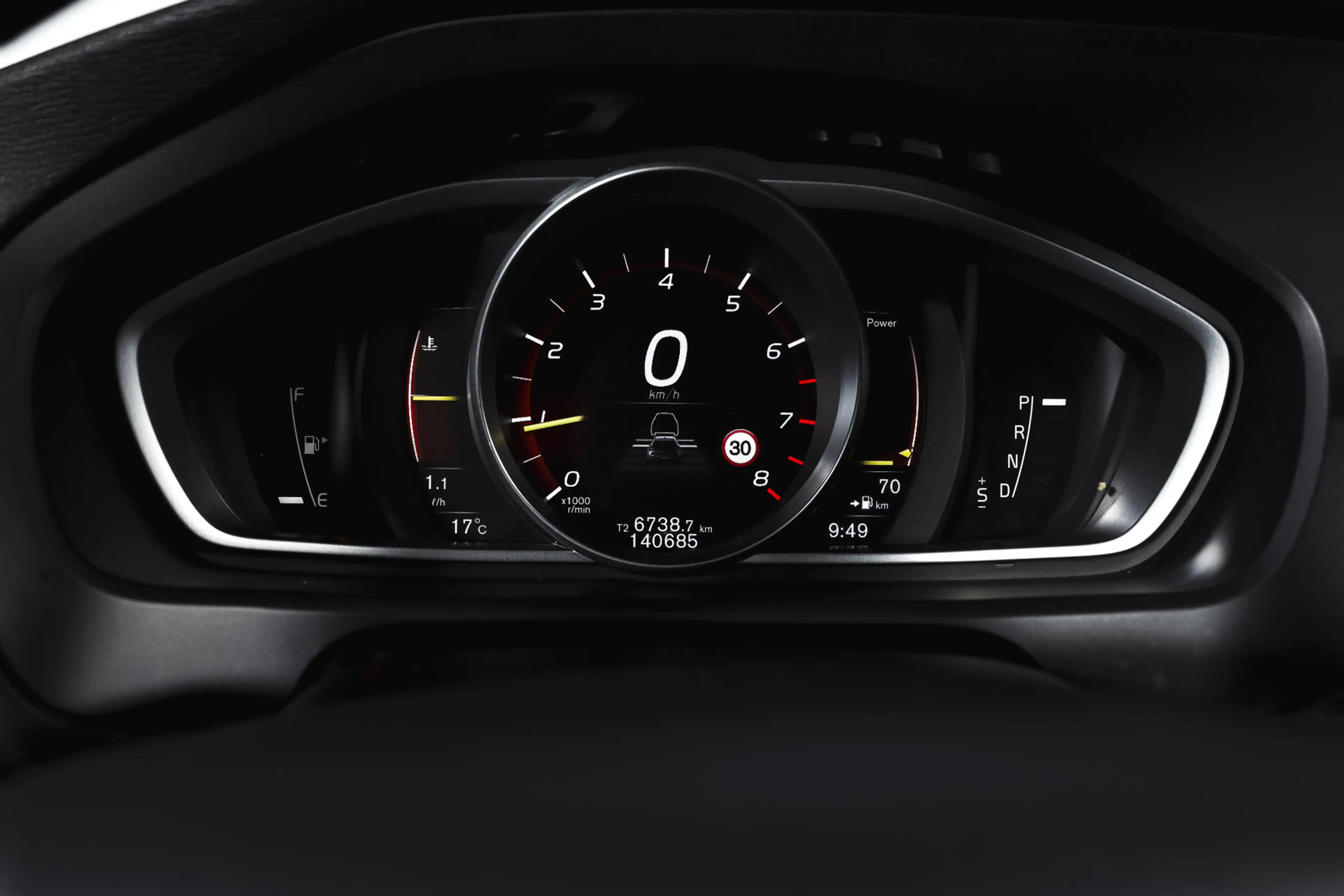 Volvo V40 Cross Country 1.5 T3 150 PK Polar+ Luxury - Automaat Orig. NL | — photo 4