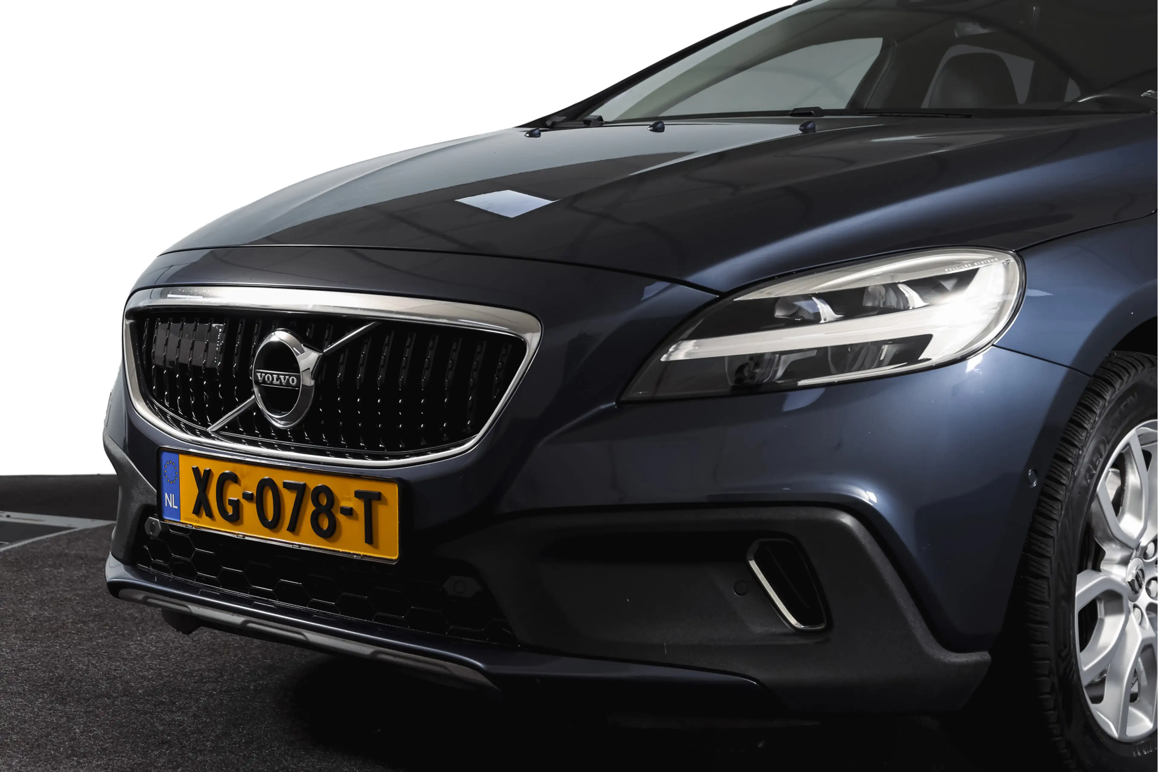 Volvo V40 Cross Country 1.5 T3 150 PK Polar+ Luxury - Automaat Orig. NL | — photo 32