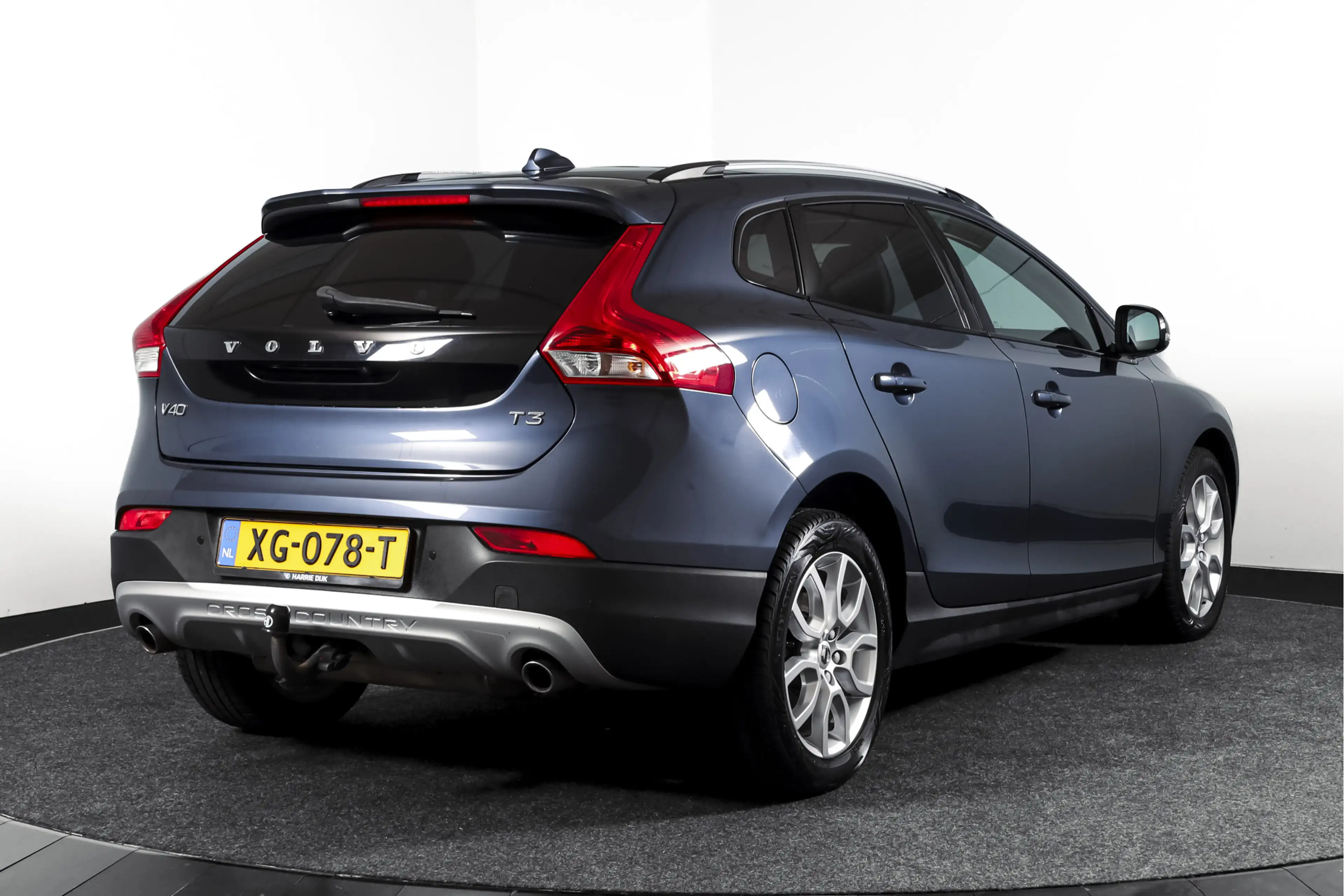 Volvo V40 Cross Country 1.5 T3 150 PK Polar+ Luxury - Automaat Orig. NL | — photo 2
