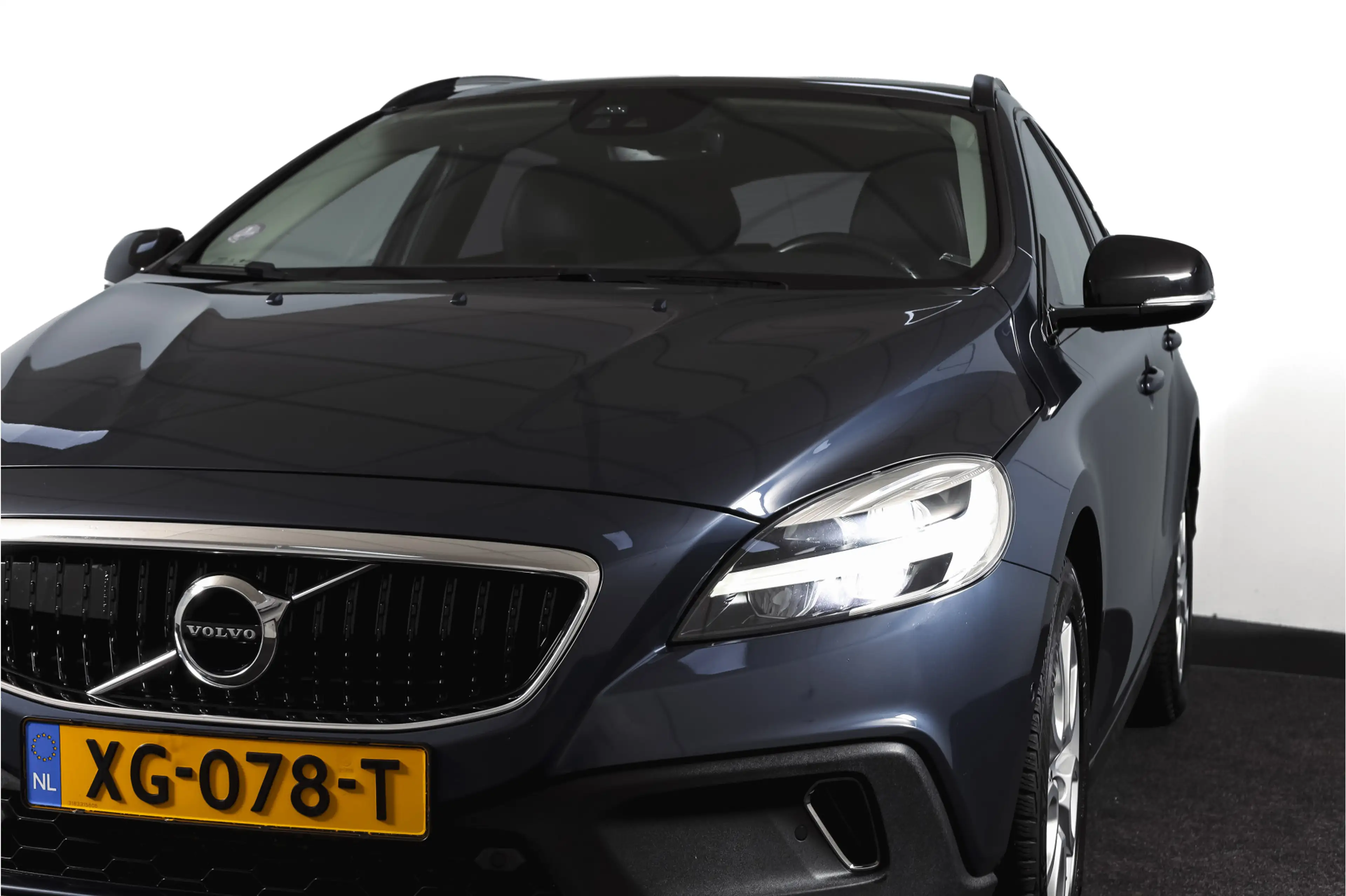 Volvo V40 Cross Country 1.5 T3 150 PK Polar+ Luxury - Automaat Orig. NL | — photo 33