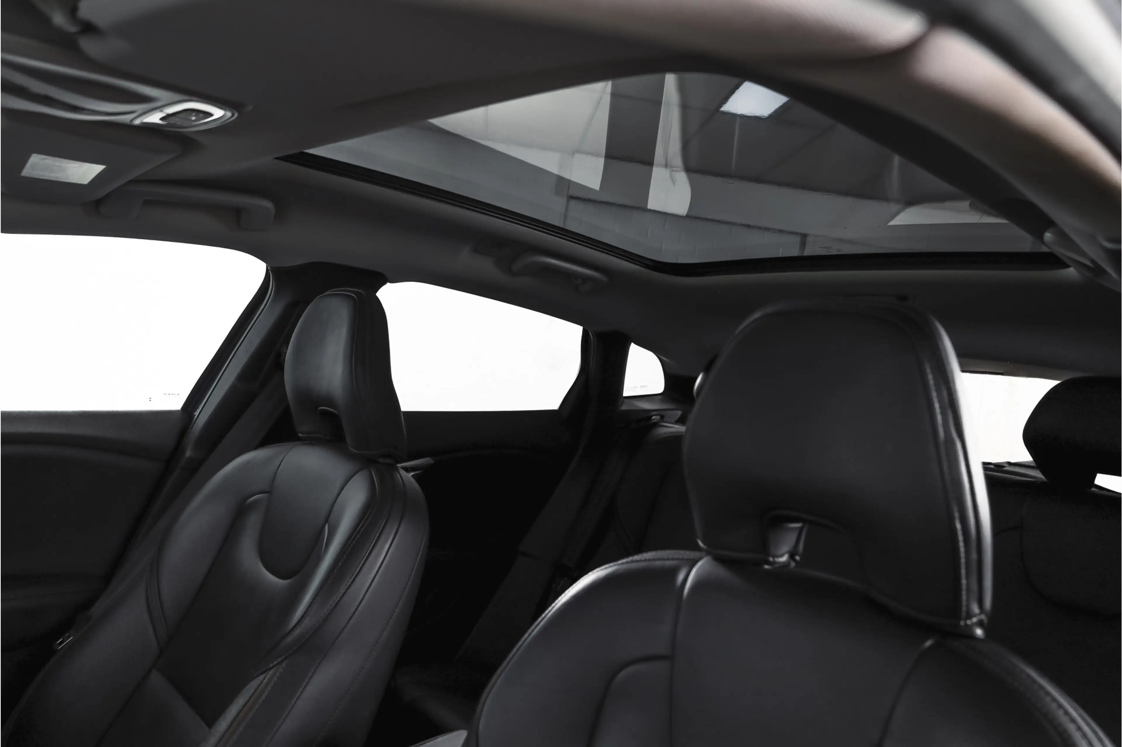 Volvo V40 Cross Country 1.5 T3 150 PK Polar+ Luxury - Automaat Orig. NL | — photo 7