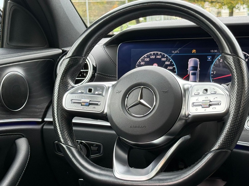 Mercedes-Benz E 400 d AMG /4Matic /Digitaltacho / DAB / Kamera / Ambi — photo 15
