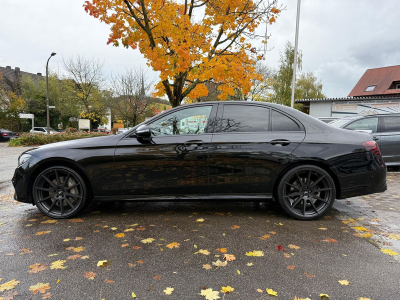 Mercedes-Benz E 400 d AMG /4Matic /Digitaltacho / DAB / Kamera / Ambi — photo 2