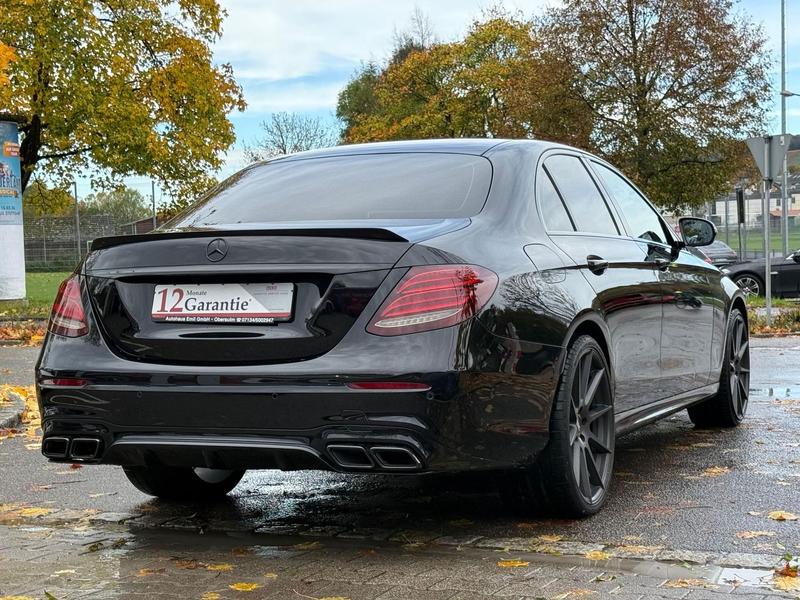 Mercedes-Benz E 400 d AMG /4Matic /Digitaltacho / DAB / Kamera / Ambi — photo 5