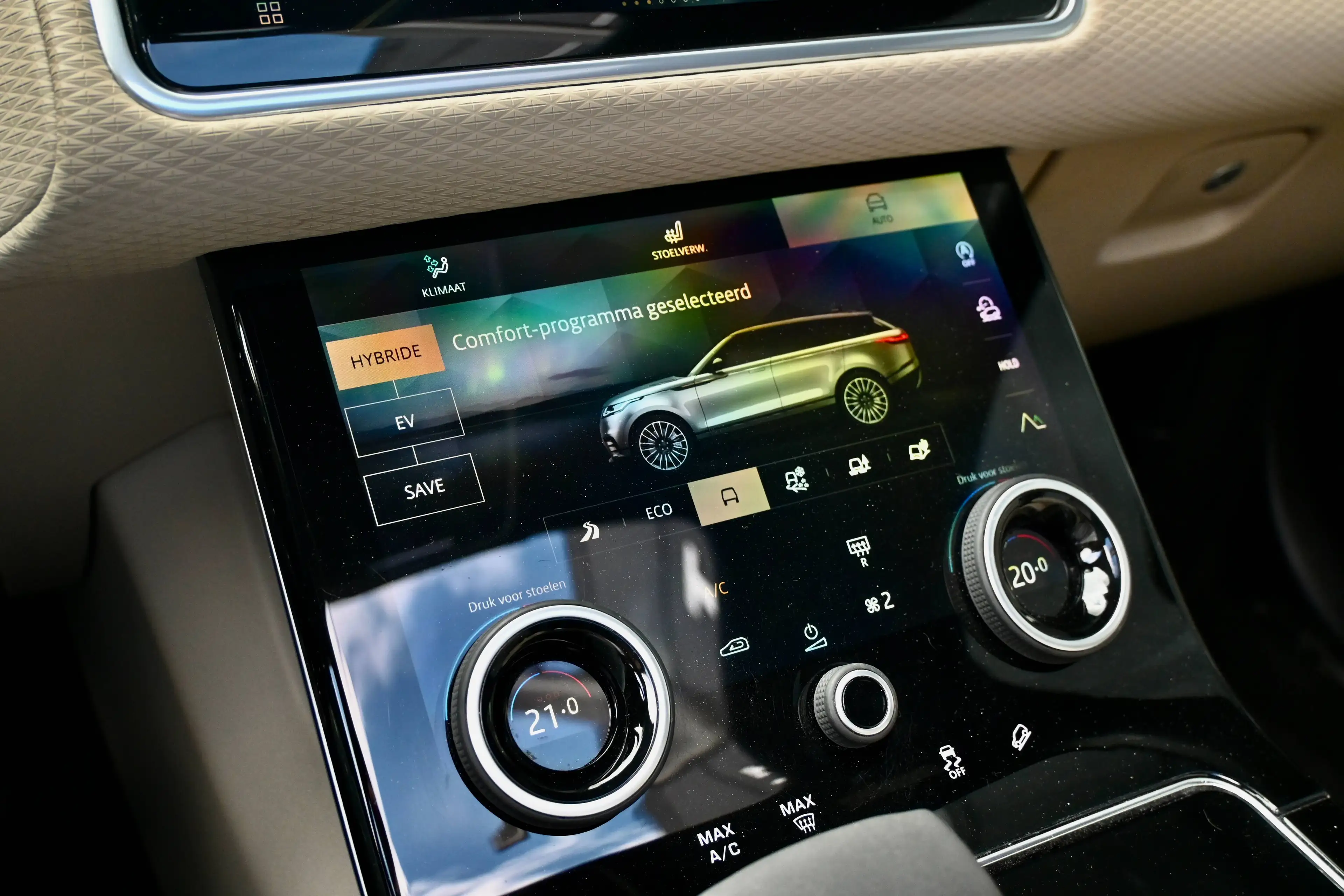 Land Rover Range Rover Velar p400e - Adapt cruise - Panodak - Camera - Meridian - BTW — photo 14