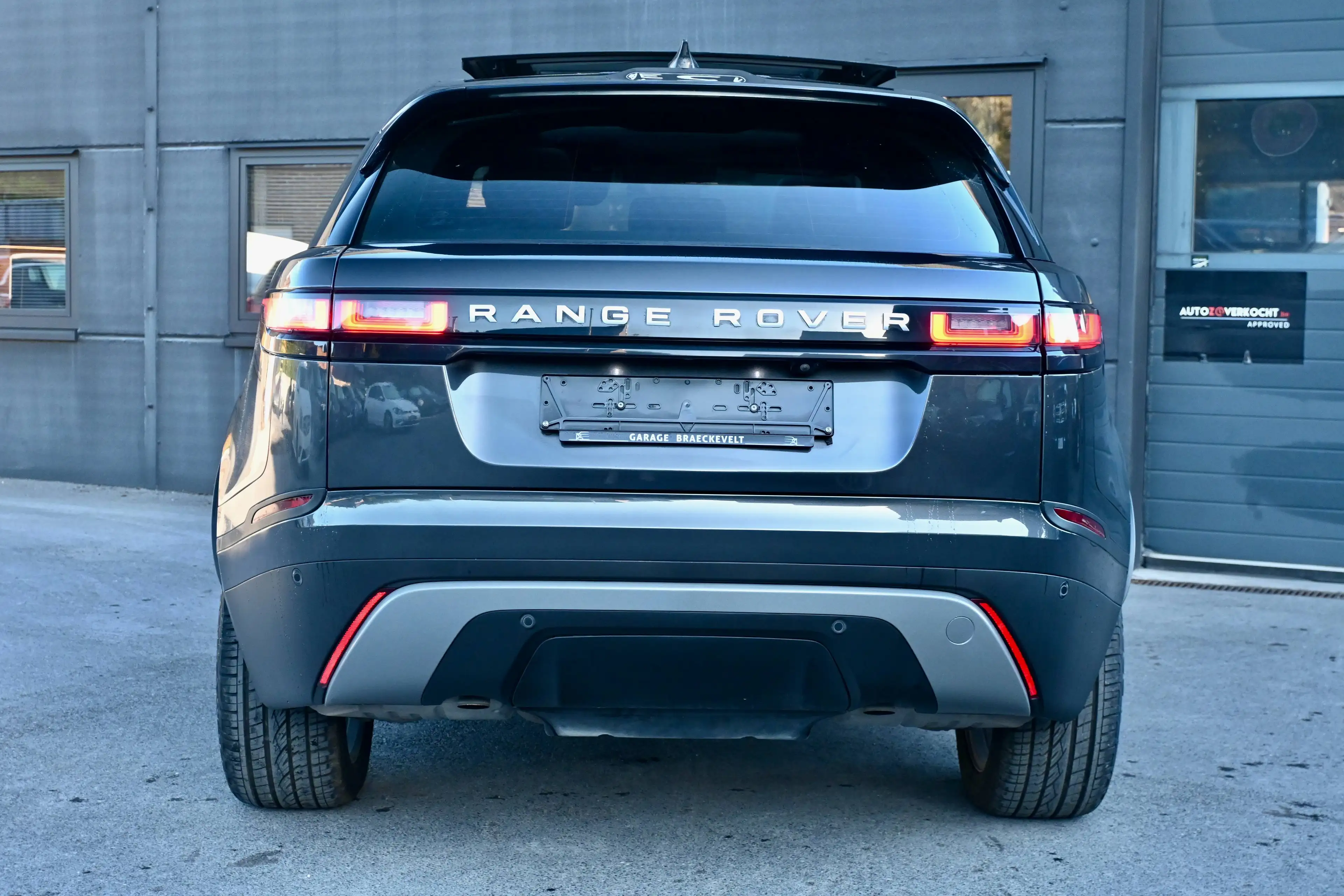 Land Rover Range Rover Velar p400e - Adapt cruise - Panodak - Camera - Meridian - BTW — photo 6