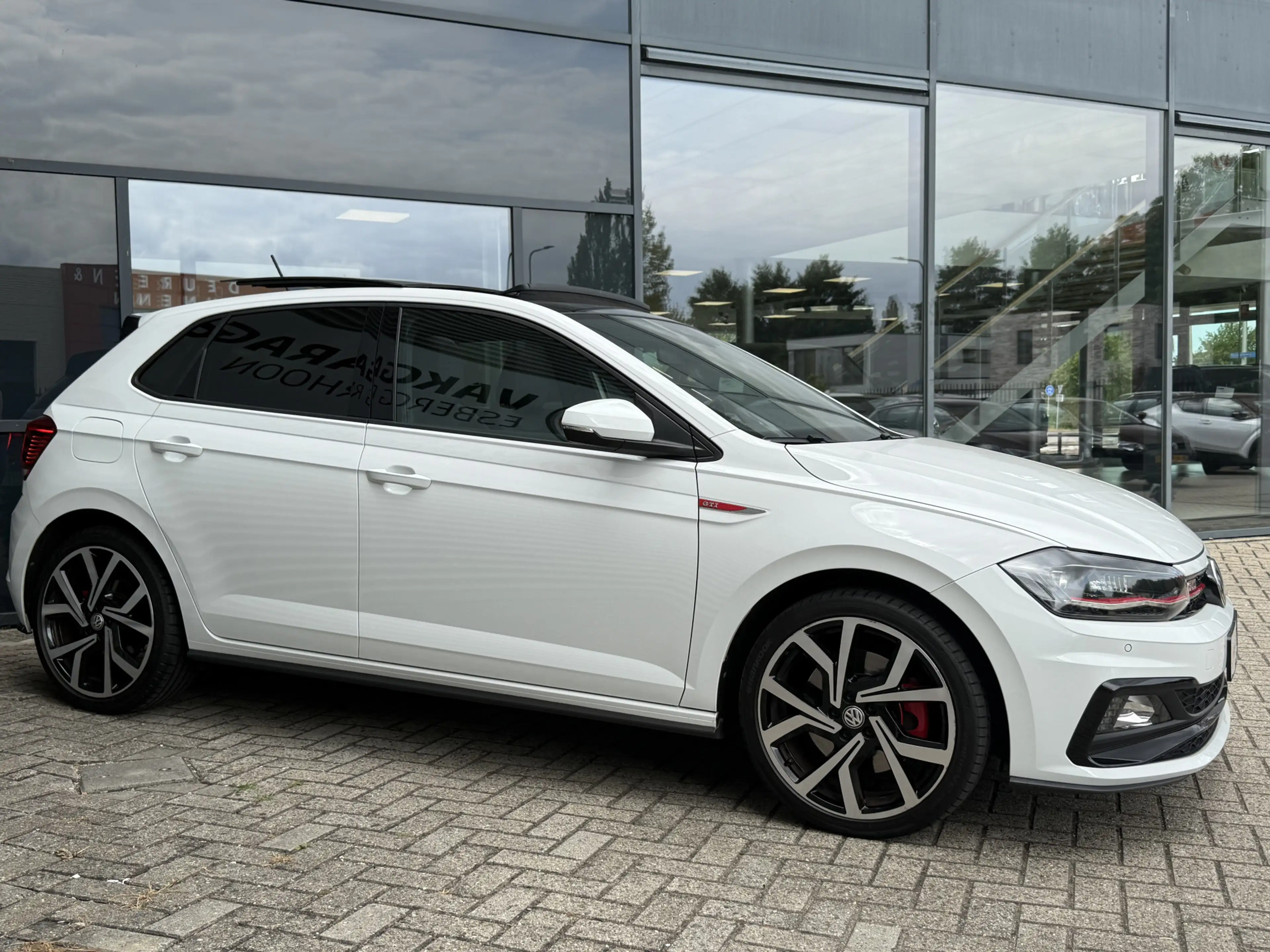 Volkswagen Polo GTI 2.0 TSI BRESCIA, PANO, DSG — photo 4
