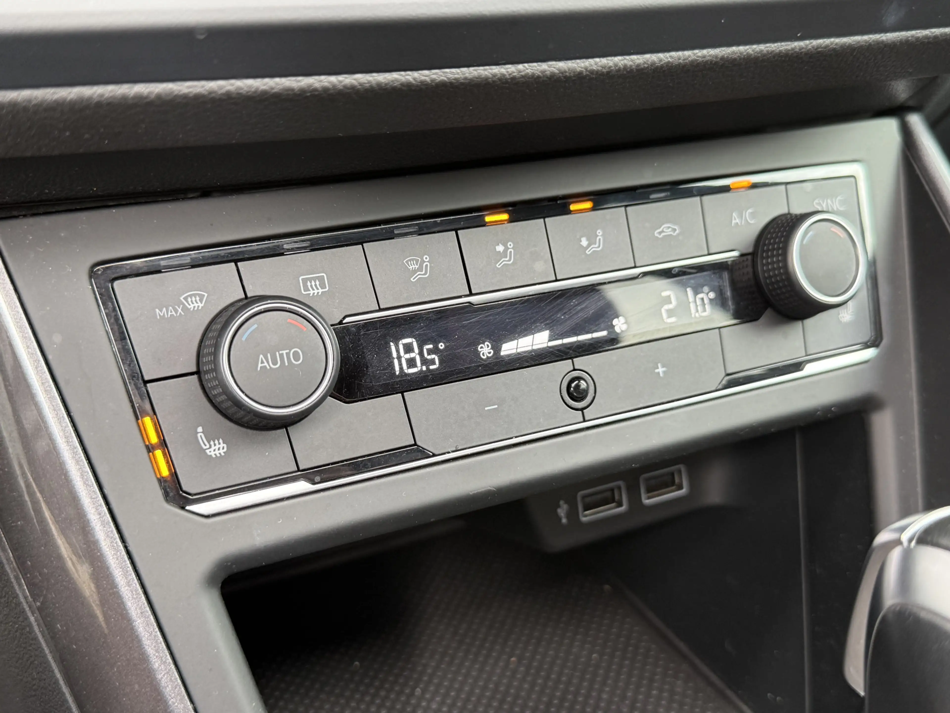 Volkswagen Polo GTI 2.0 TSI BRESCIA, PANO, DSG — photo 18