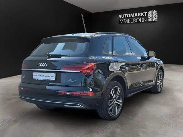 Audi Q5 view 7