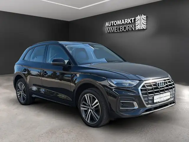 Audi Q5 main image