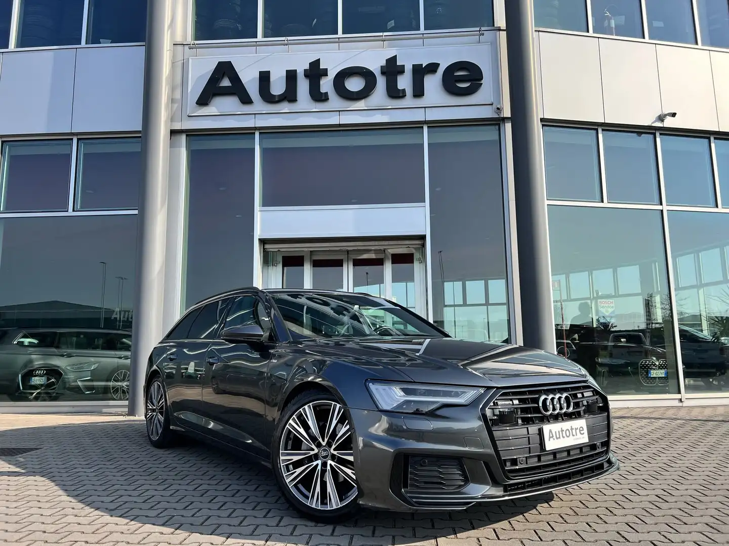 Audi A6 Avant 40 2.0 TDI quattro  S tronic  Sport  S-line Grigio - 1