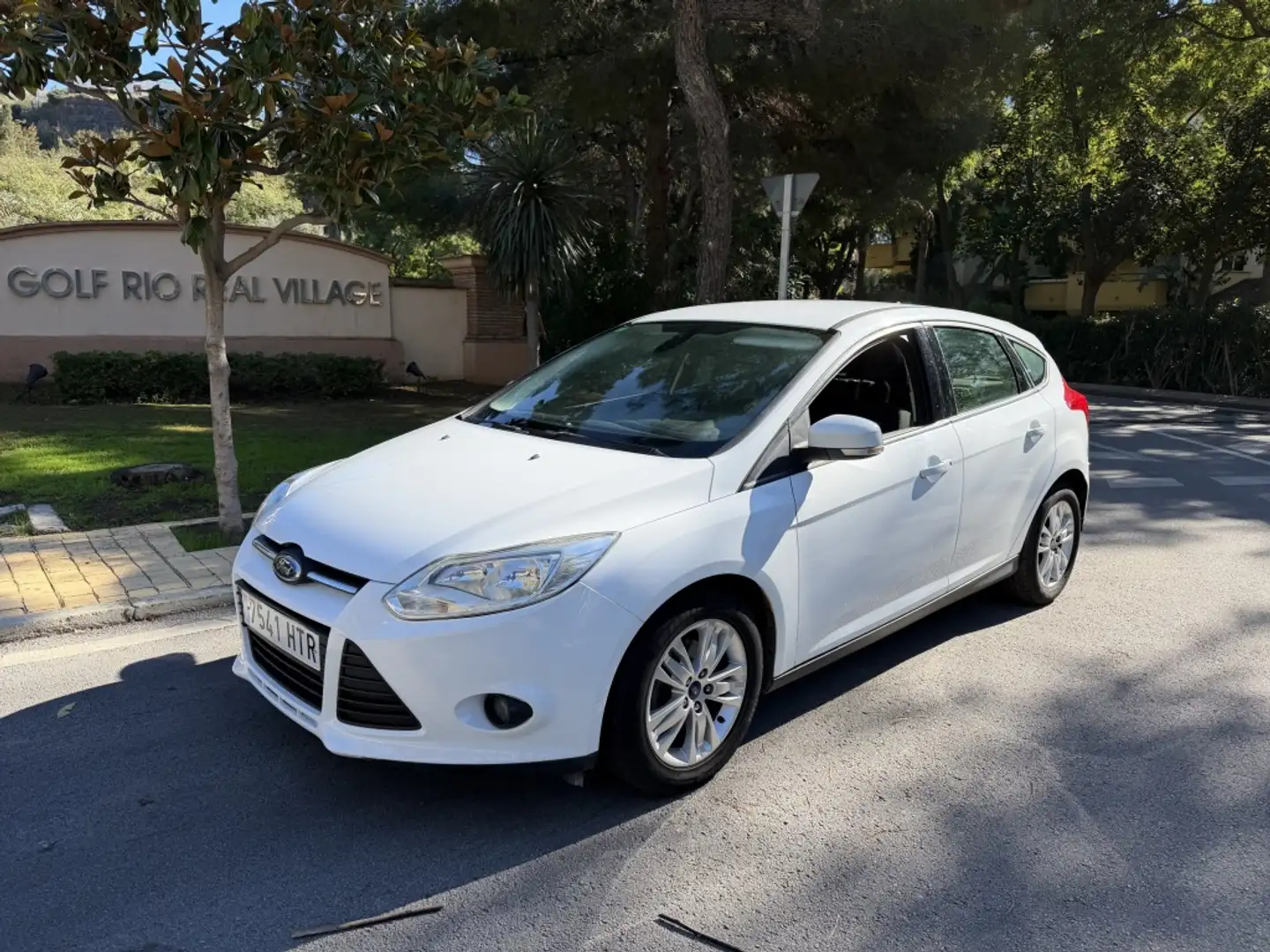 Ford Focus 1.0 Ecoboost Auto-S&S Trend Blanco - 1