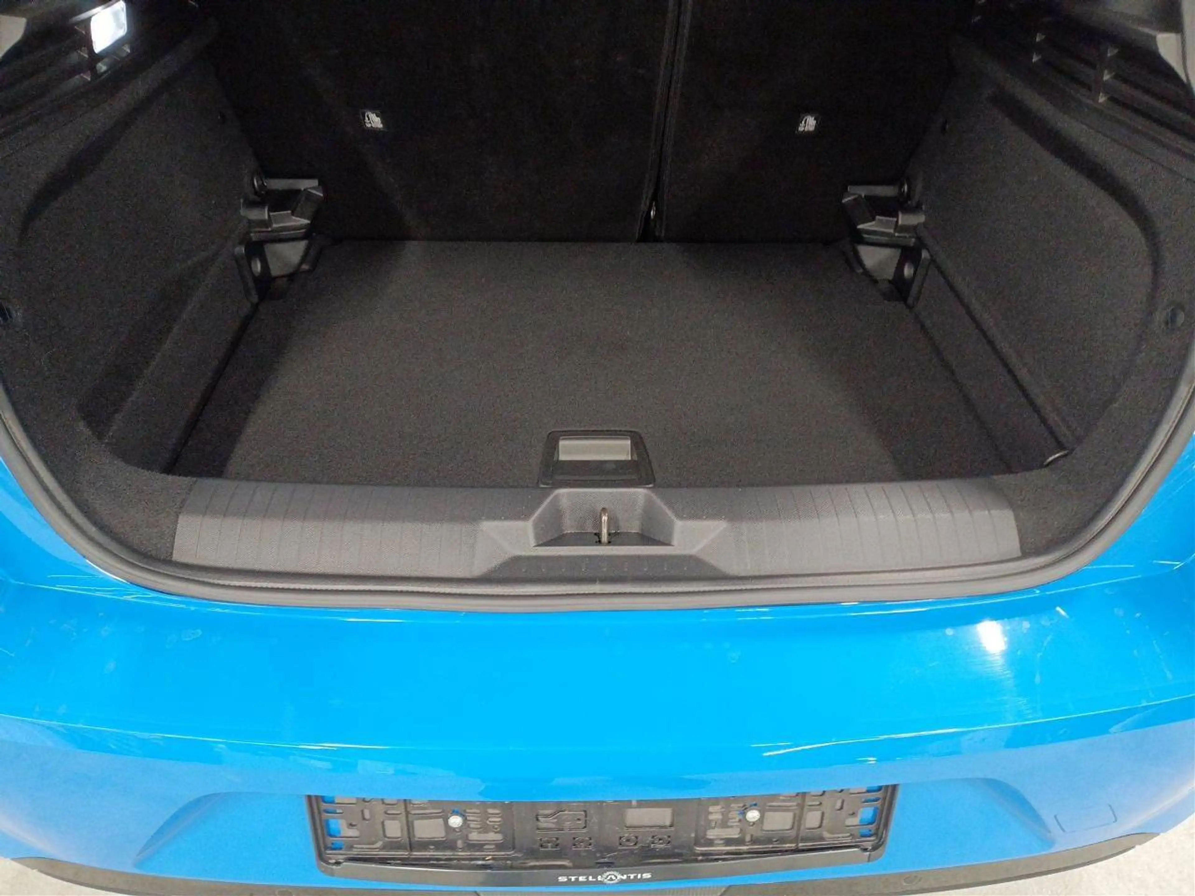 Opel Astra L GS Line LED/SHZ/LHZ/CARPLAY/360°KAMERA/ — photo 12