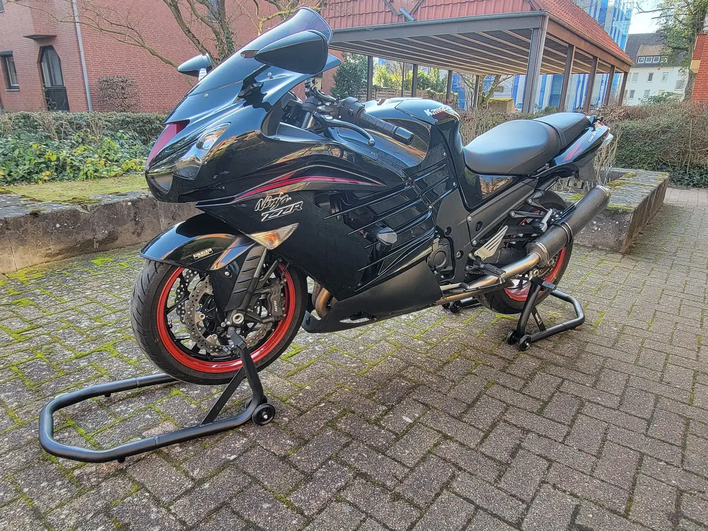 Kawasaki ZZR 1400 Bj. 2019 ABS und KTRC Negro - 1