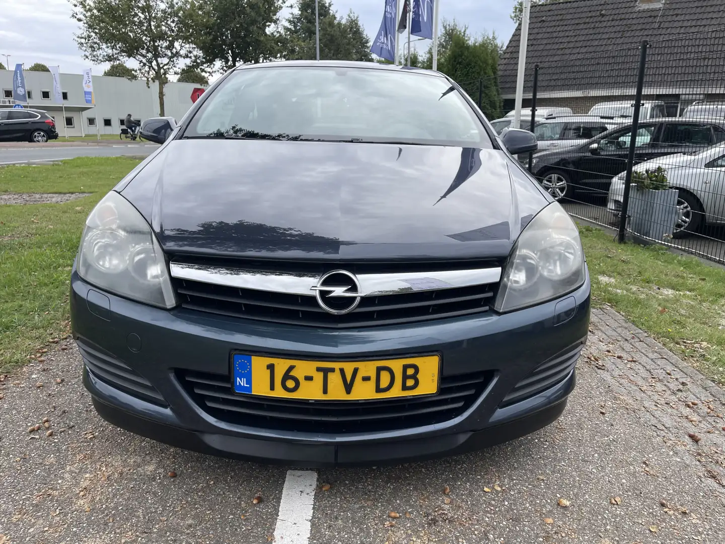 Opel Astra GTC 1.6 Edition | LM Velgen | Cruise Control Gris - 2