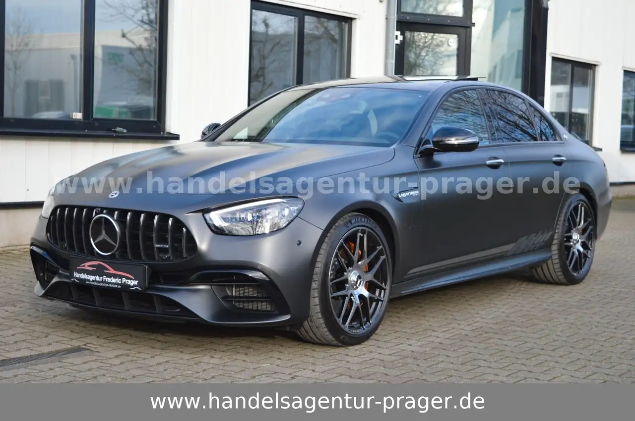 Mercedes-Benz E 63 AMG