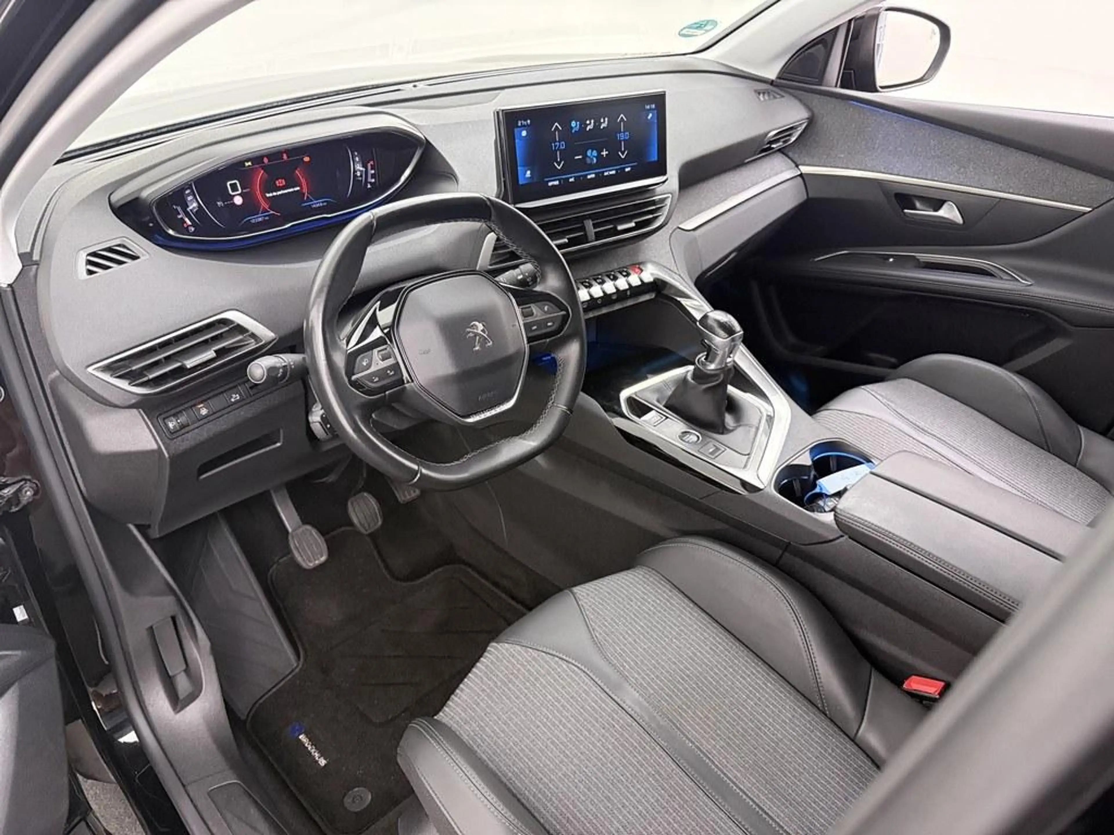 Peugeot 5008 1.2 Blue Lease Allure /Trekhaak/Cruise/Navi/Cam — photo 3