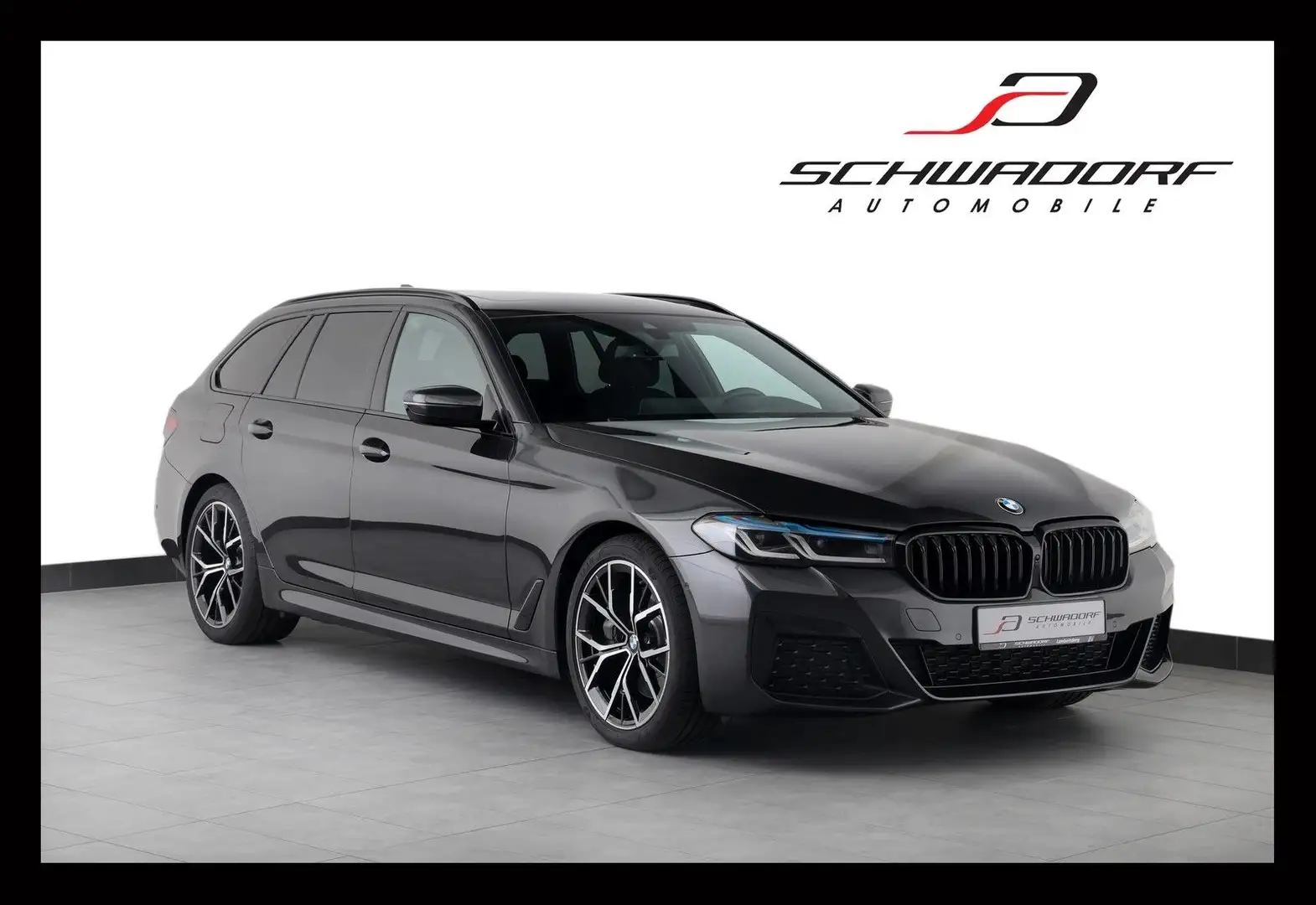 BMW 530 d xDrive Touring M Sport PANO LASER AHK 19" Gris - 1