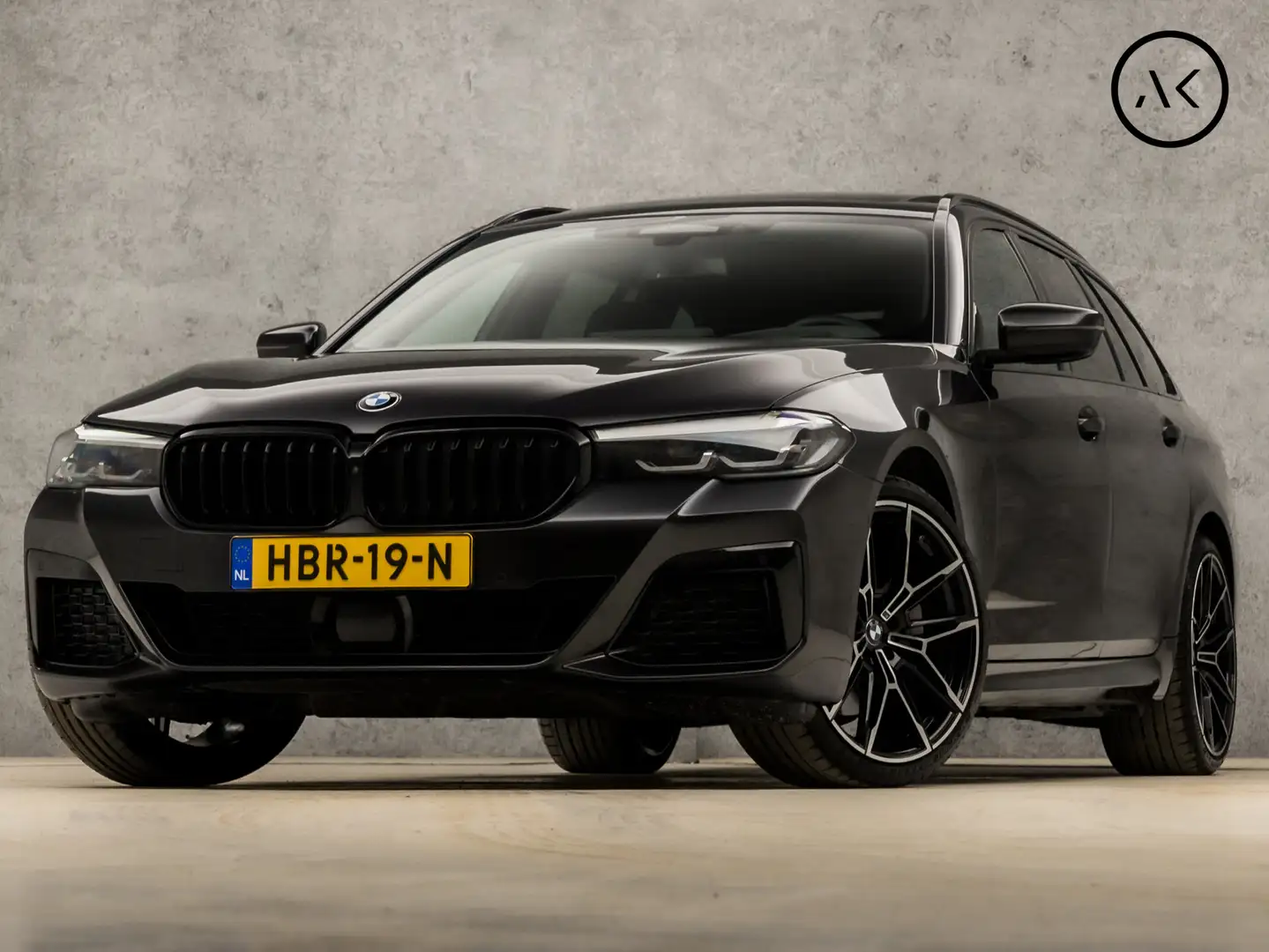 BMW 530 5-serie Touring 530i xDrive M Sport 245Pk Automaat Gris - 1