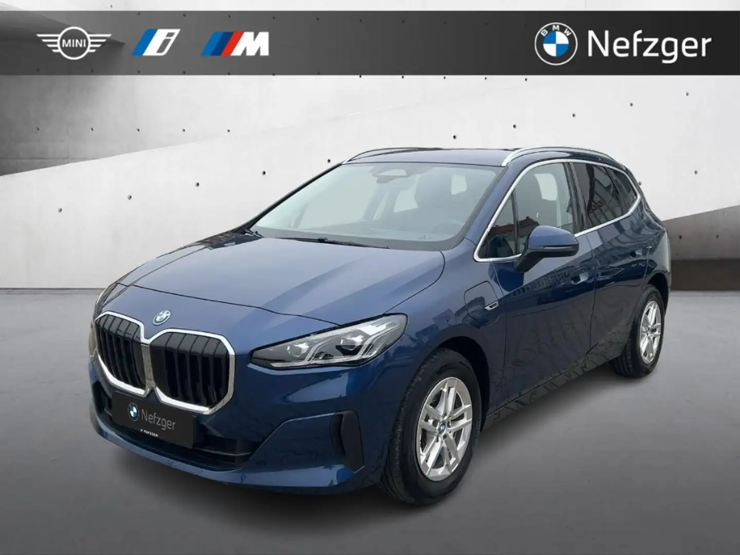 BMW 225 Active Tourer e xDrive Park-Assistent LED AHK Blau - 1