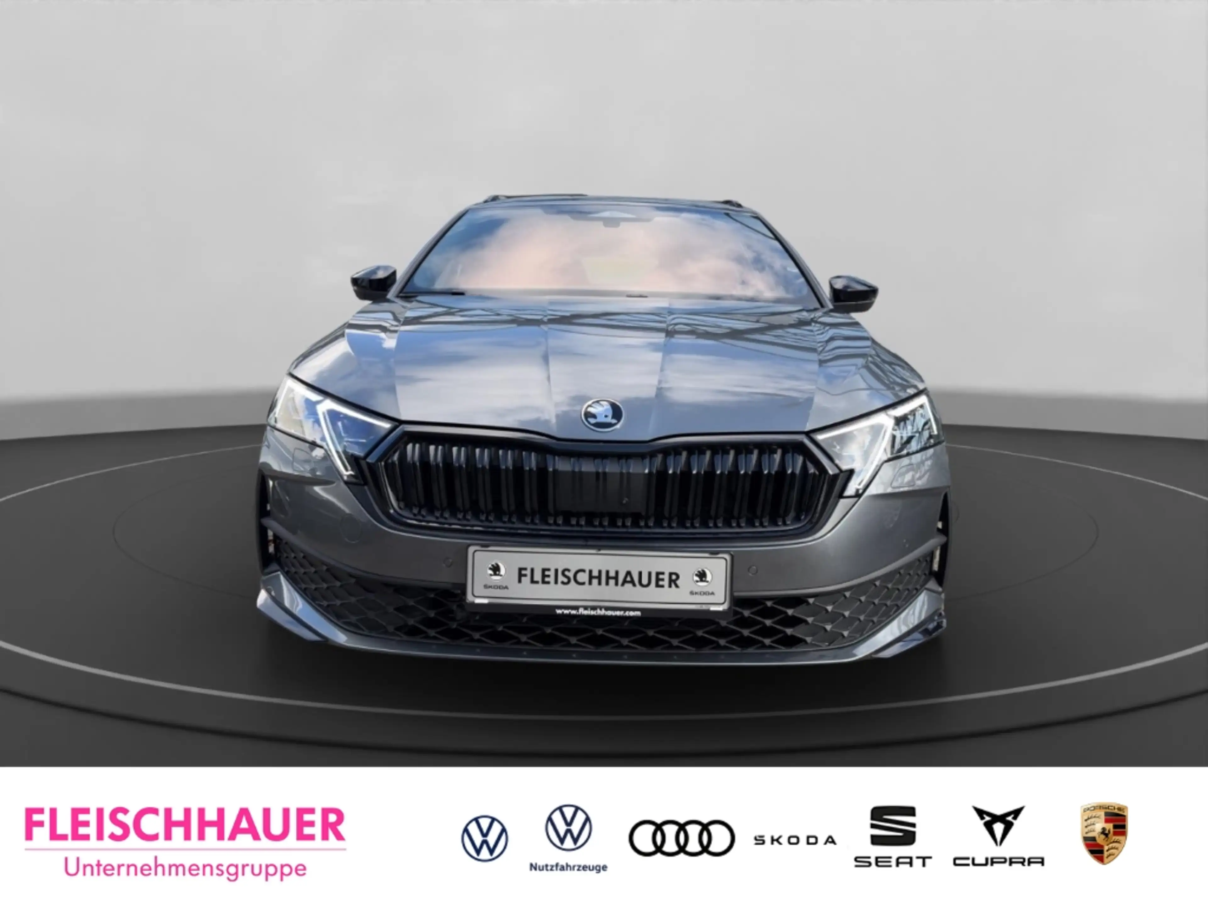 Skoda Octavia Combi Sportline 30 Jahre 1,5 TSI AHK HUD Pano Navi — photo 2