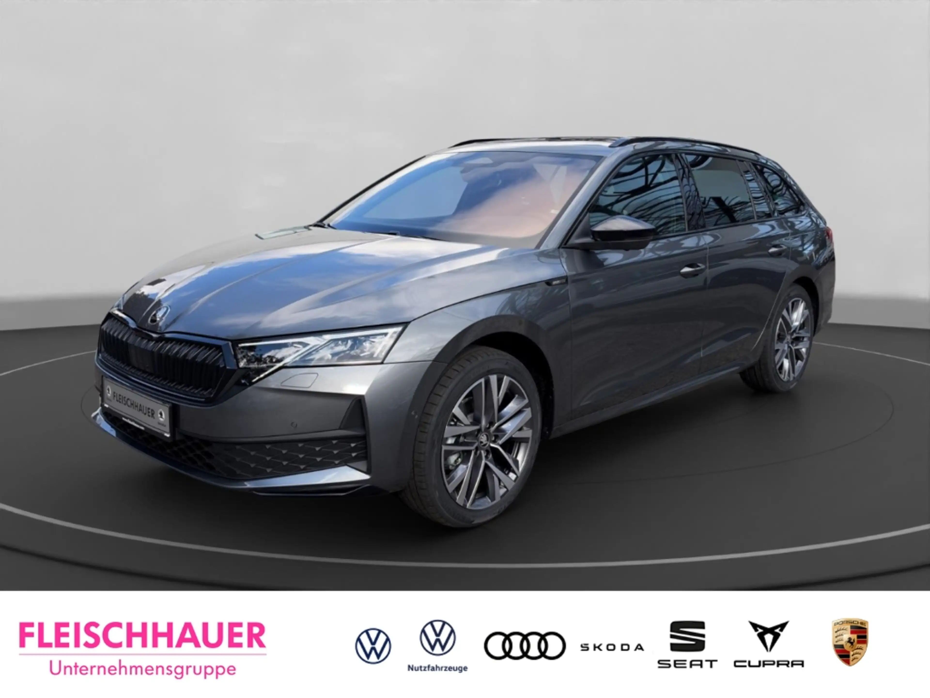 Skoda Octavia Combi Sportline 30 Jahre 1,5 TSI AHK HUD Pano Navi