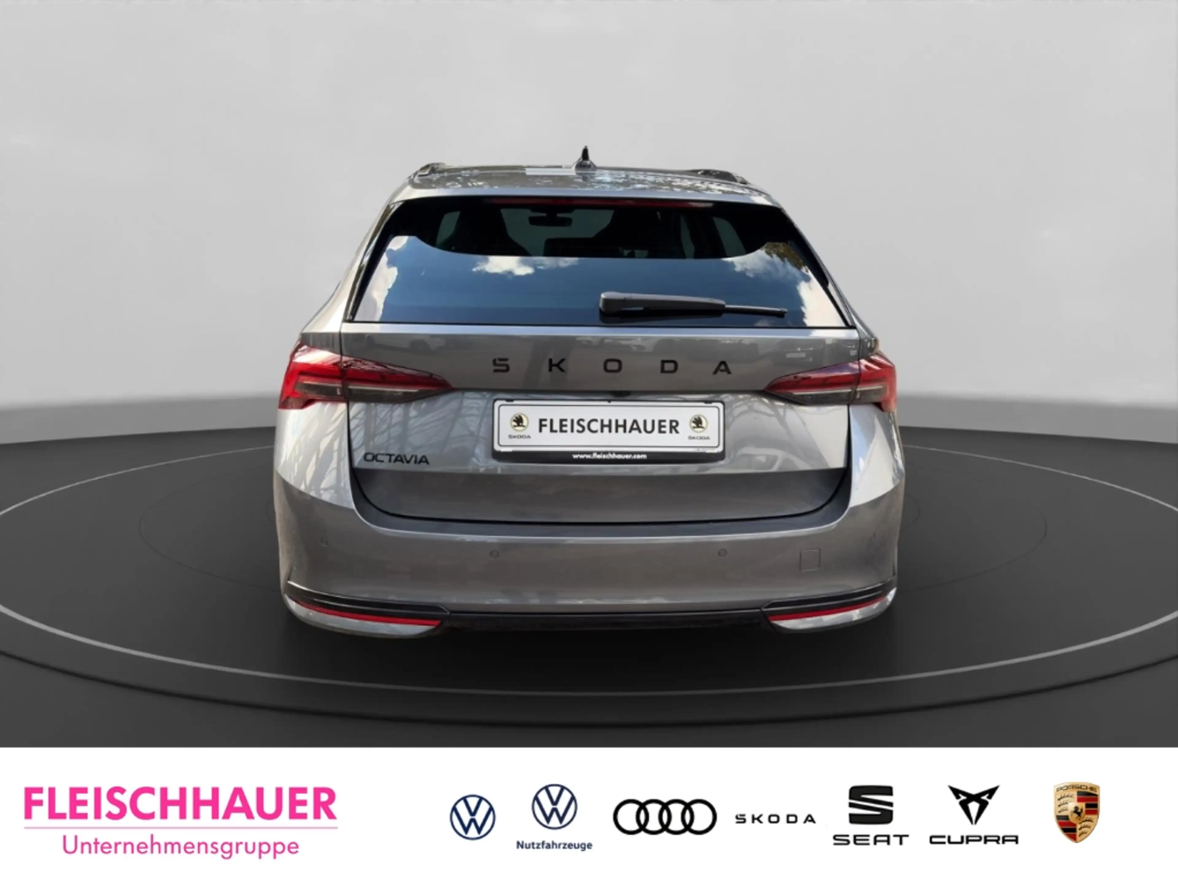 Skoda Octavia Combi Sportline 30 Jahre 1,5 TSI AHK HUD Pano Navi — photo 5