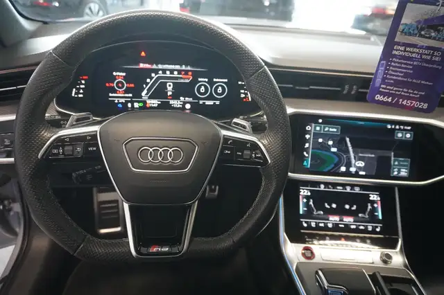 Audi RS6 view 12