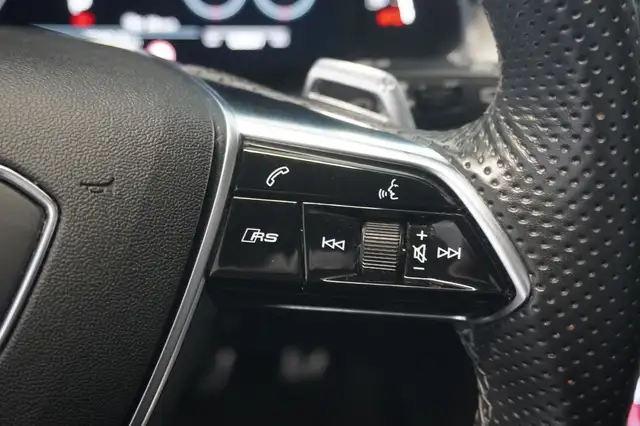 Audi RS6 view 14