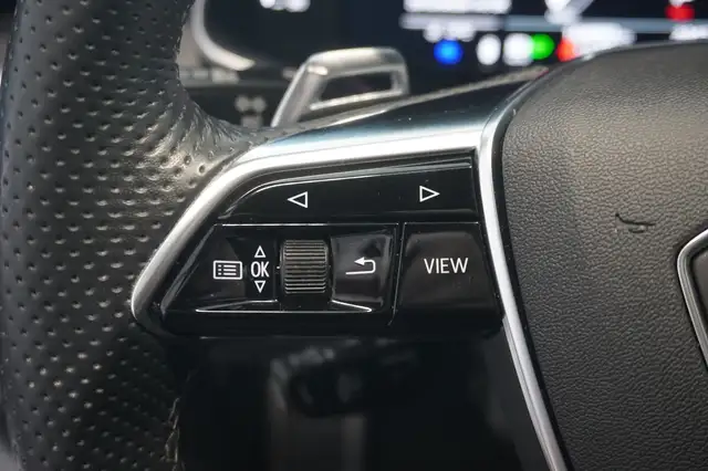 Audi RS6 view 13