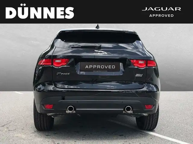 Jaguar F-Pace view 7