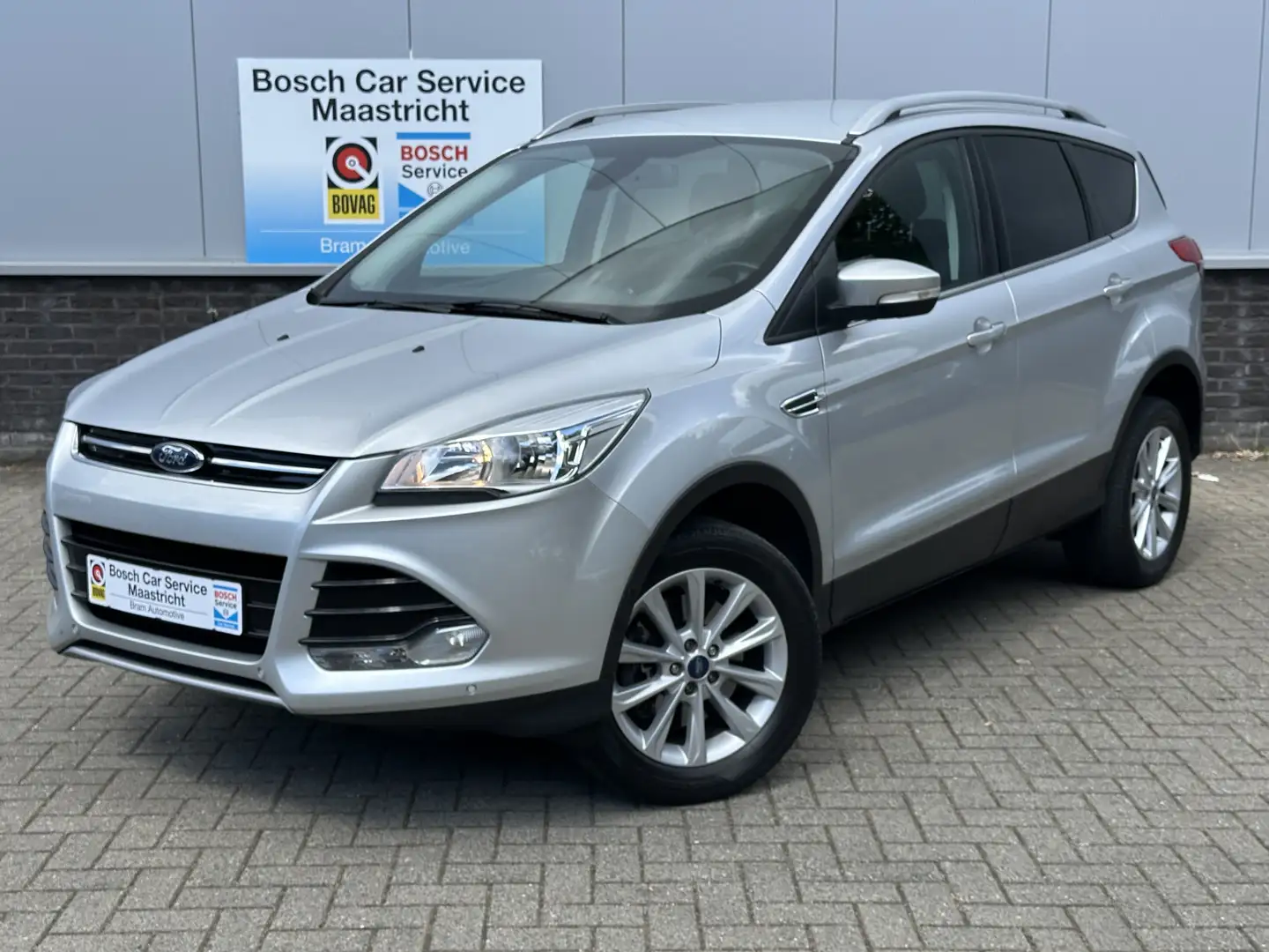 Ford Kuga 1.5 Titanium 4WD | Automaat | 1ste Eigenaar | 1/2 Plateado - 1