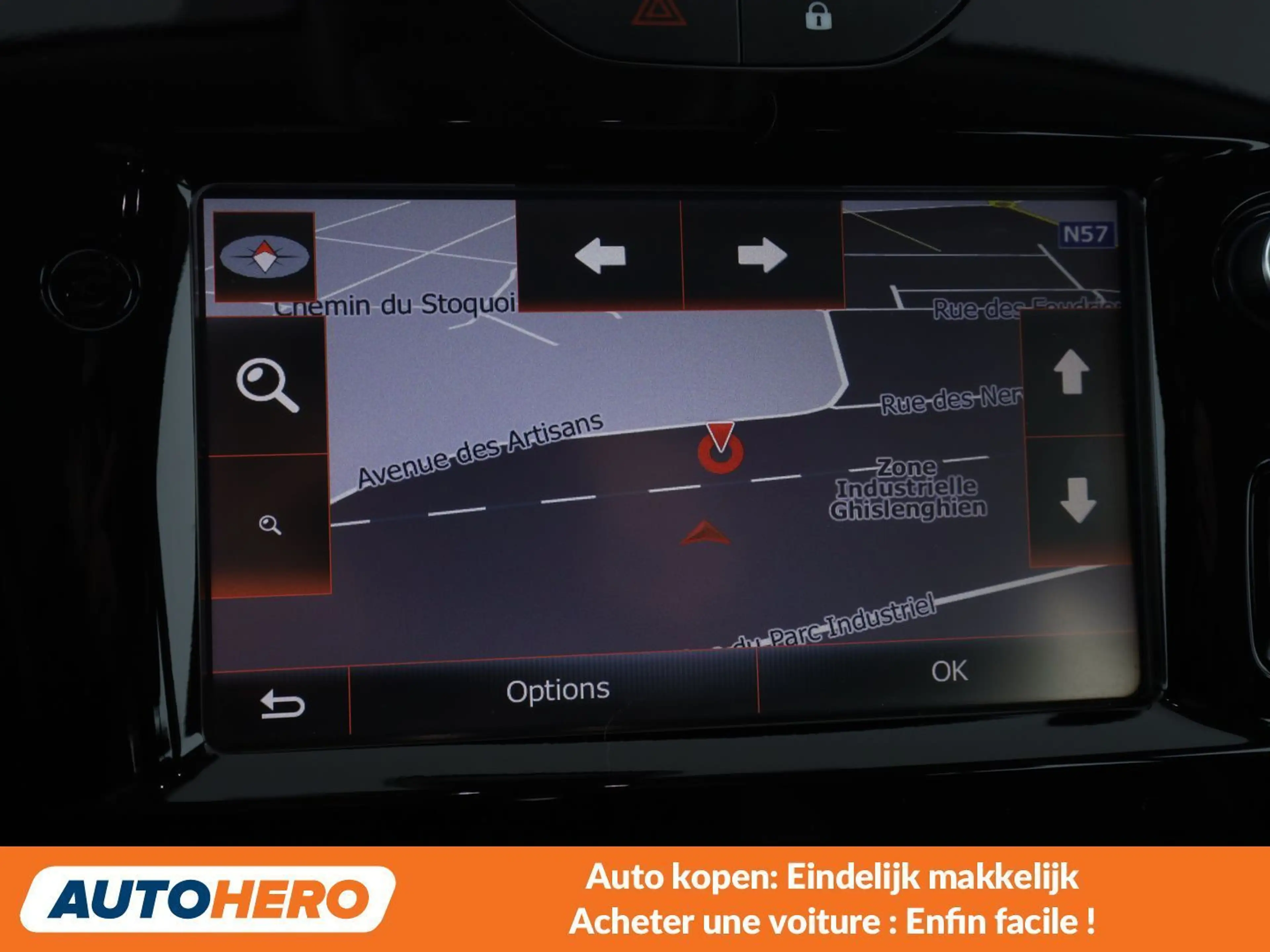 Renault Clio 1.5 dCi Intens — photo 8
