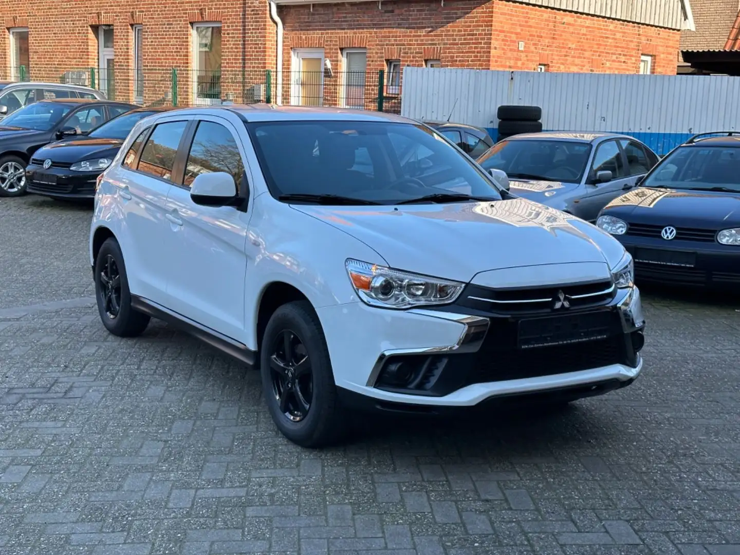 Mitsubishi ASX 2WD*AHK*KLIMA*EL-FENSTERHEBER**** Weiß - 1